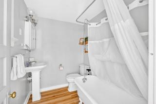 1BR Alphabet District Apartment - NW 23rd - 4