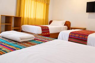 Big Villa AC WiFi 5BR Near Charles Darwin Station - 1