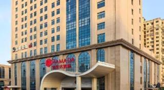 Ramada by Wyndham Taixing - 1