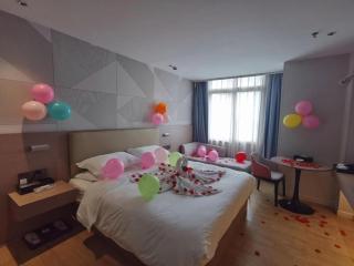 Borrman Hotel Shaoguan Century East Street Fengcai Building - 5