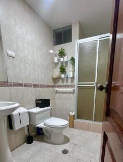 Jardines del Golf King bed y park view - 5