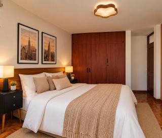 Jardines del Golf King bed y park view - 2