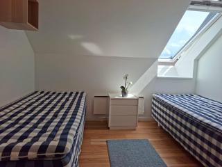 One Island House - 6