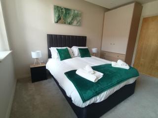 Elegant 1Bed Apt in Leeds City Centre - Central Station - 0