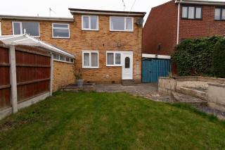 Charming 3BR House - Perfect for Group Stays - 5