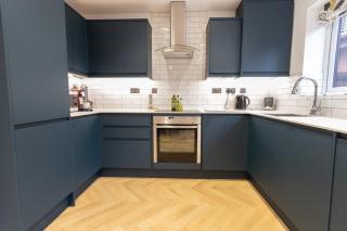 Charming Home in Bromsgrove - Perfect for Groups - 8