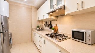 Newly Renovated 2BR Apartment, Balcony, AC & Private Parking - 2
