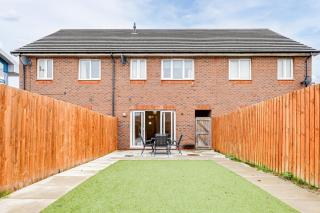 Cosy 2 Bedroom Home in Wigan - 5