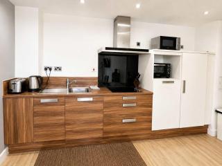 Charming 2BR Flat in Sheffield City Centre - 8