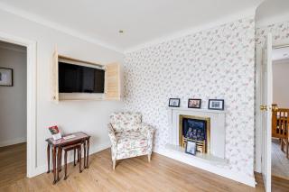 George Harrison's Former 3Bed Home in Liverpool - 3