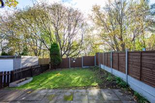 Spacious House in Sheffield - Great Location! - 3