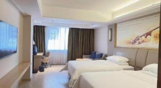 Vienna Hotel Sichuan Ganzi 318 National Highway Yajiang - 6