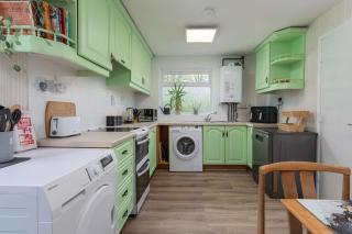 Spacious Family-Friendly 3BR Home in Gleadless - 5