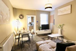 Stylish 1BR Retreat Close to Sheffield Centre - 9