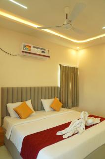 BHARATHI STAYS Ultra luxury rooms 1RK Studio Apartments & 2BHK Apartments - 6