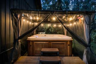 Aspen Acre Pigeon Lake Hot Tub Fire Pit StarLink - 6