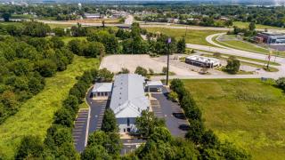 Spark by Hilton Sellersburg - 5
