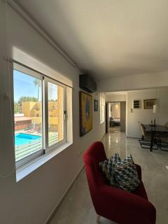 Modern 1BRapartment Pool & Prime Paphos Location - Paphos - 8