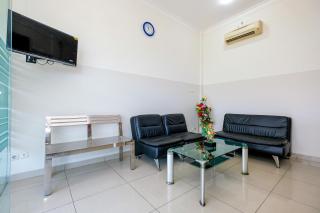 Urbanview Ventura Residence near Kota Lama Semarang - 1