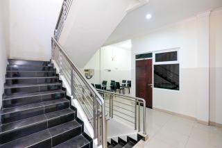 Urbanview Ventura Residence near Kota Lama Semarang - 5