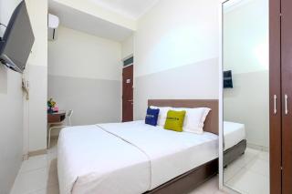 Urbanview Ventura Residence near Kota Lama Semarang - 0