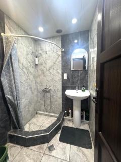 Two Bedroom Central - 8