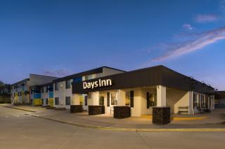 Days Inn by Wyndham Pierre - 0