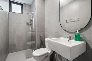 Big Family 4BR MVertica Near MRT by RumaBnB - 6