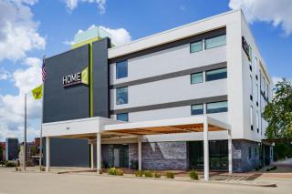 Home2 Suites by Hilton Champaign/Urbana - 7
