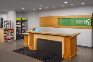 Home2 Suites by Hilton Champaign/Urbana - 5