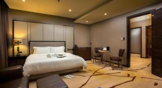 Lotus Blu Hotel - 1