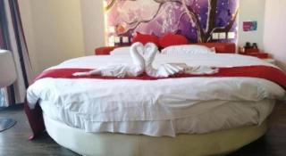 Thank Inn Hotel Sichuan Normal University Chenglong Branch - 3
