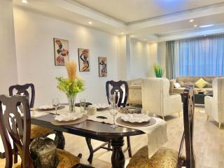 Top Bole Location, Walk to Airport, Balcony with City Views - 9