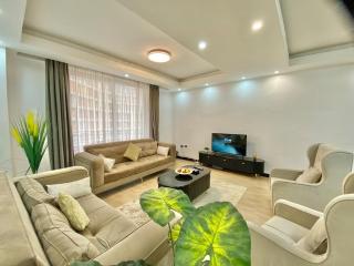 Top Bole Location, Walk to Airport, Balcony with City Views - 0