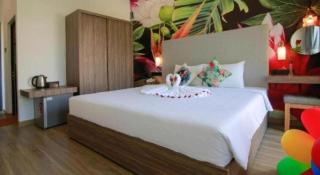 Green Oasis Hotel - 1