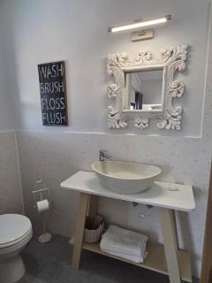 V&A Nelspruit Waterfront Guesthouse - 1