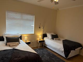 Sandy Greens Room 2 - 1