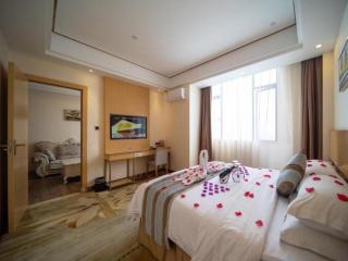 GreenTree Alliance Foshan West Station Luowu Road Hotel - Luocun - 4