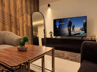 Executive Heights 2BR Apartment in F-11 Markaz, Islamabad - 7