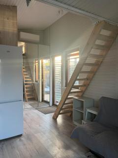Cozy tiny house for two & private hot tub - 6