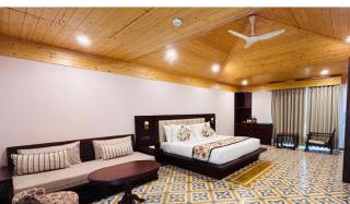The Lansdowne Diaries - 9