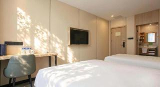 GreenTree Inn Yangzhou Slender West Lake Wencheng Attic Express Hotel - Yangzhou - 5