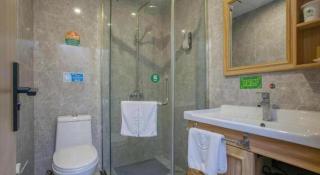 GreenTree Inn Yangzhou Slender West Lake Wencheng Attic Express Hotel - Yangzhou - 3