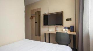 GreenTree Inn Yangzhou Slender West Lake Wencheng Attic Express Hotel - Yangzhou - 2