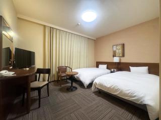 Hotel Route-Inn Yatsushiro - 4