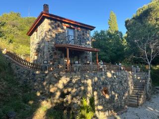 Authentic Historic Stone Building in Sarpıncık - 7