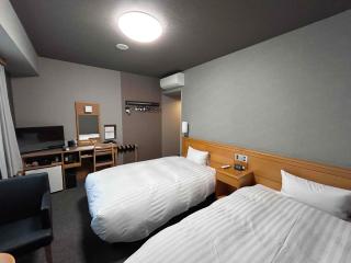 Hotel Route-Inn Oita Ekimae - 4
