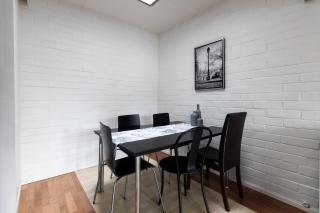Spacious and cozy 2 bedroom apartment for 7 - 1