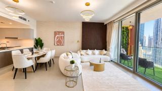Downtown Gem Apt, Burj View Bliss - 0