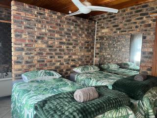 Aloe Breeze Eco Cove Rock - 1